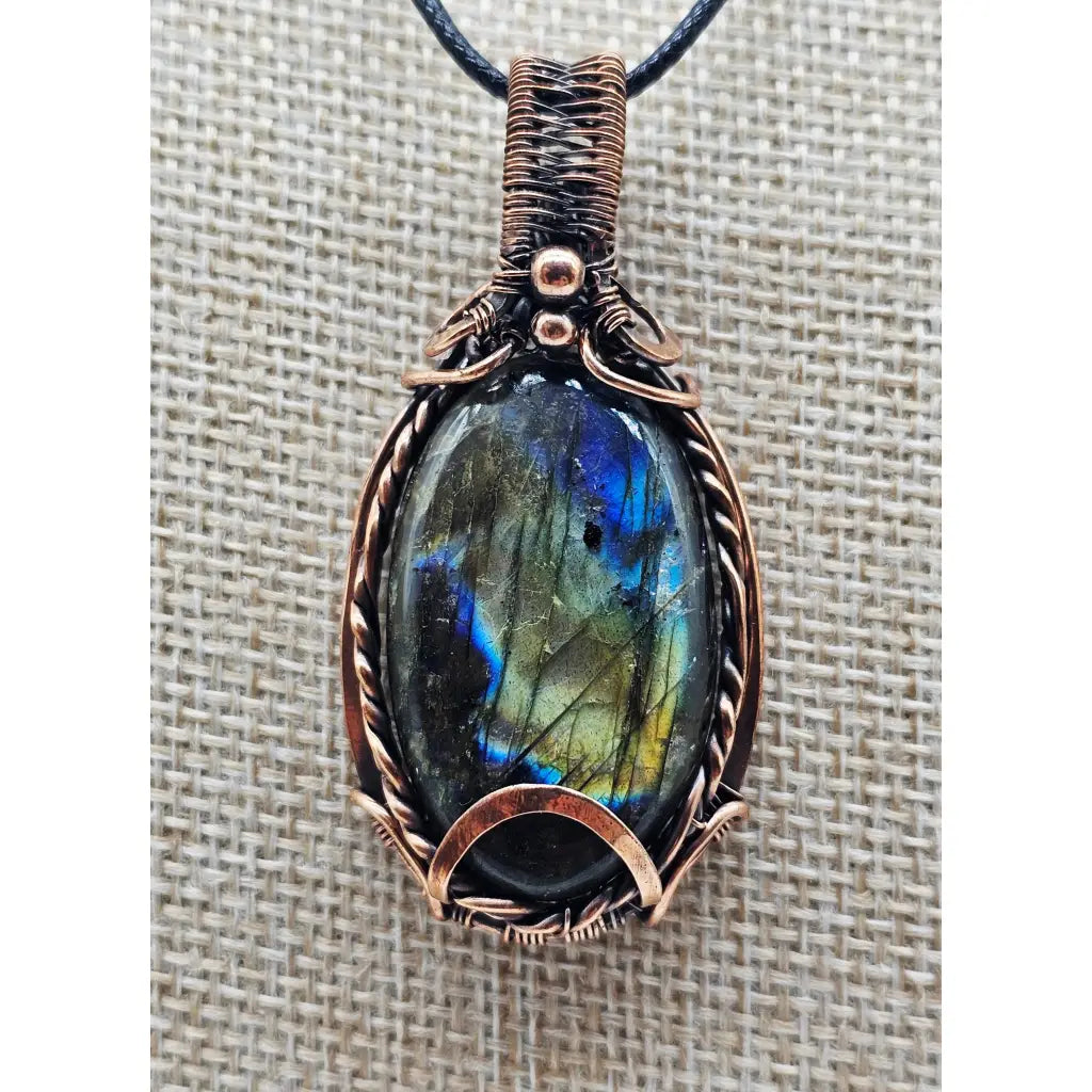 Woven Copper Labradorite Pendant - pendant